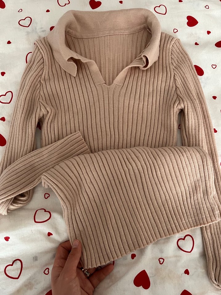 Bej V Yakalı Kadın Triko Kazak - Görsel 4