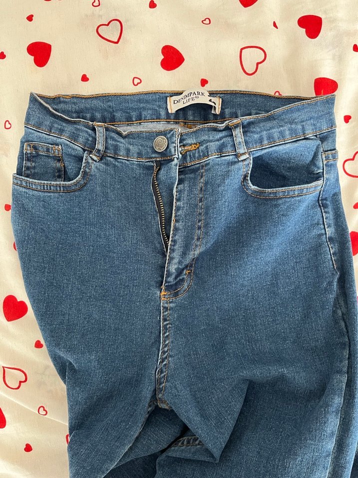 Düğmeli Mavi Midi Kot Pantolon - Görsel 3