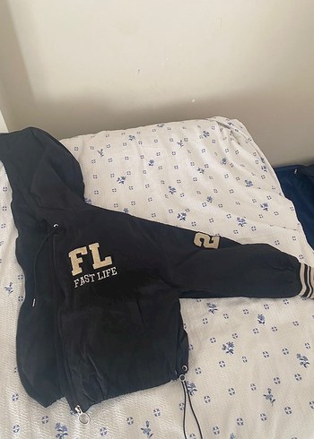 s Beden Siyah Kapüşonlu Fermuarlı Kadın Ceket