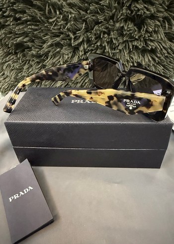 Prada Prada Kadın Güneş Gözlüğü