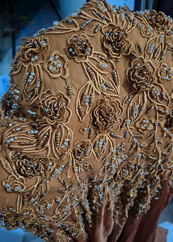 turuncu Nakışlı Uzun Kadın Abiye - Görsel 4