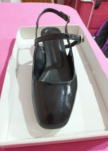 Tokalı Siyah Kadın Klasik Topuklu Ayakkabı - Görsel 6