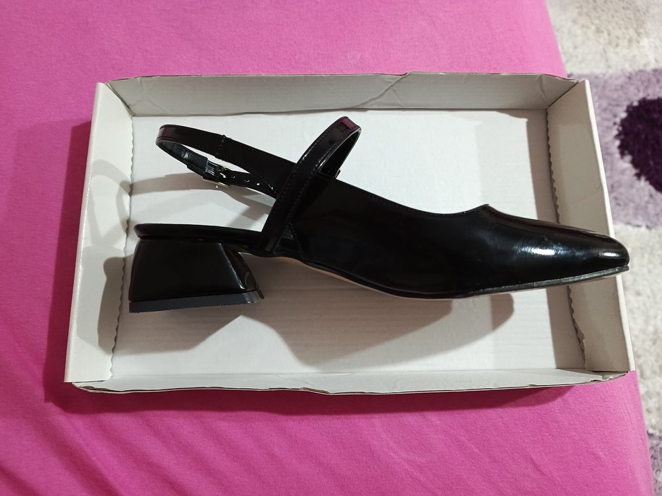 Tokalı Siyah Kadın Klasik Topuklu Ayakkabı - Görsel 5