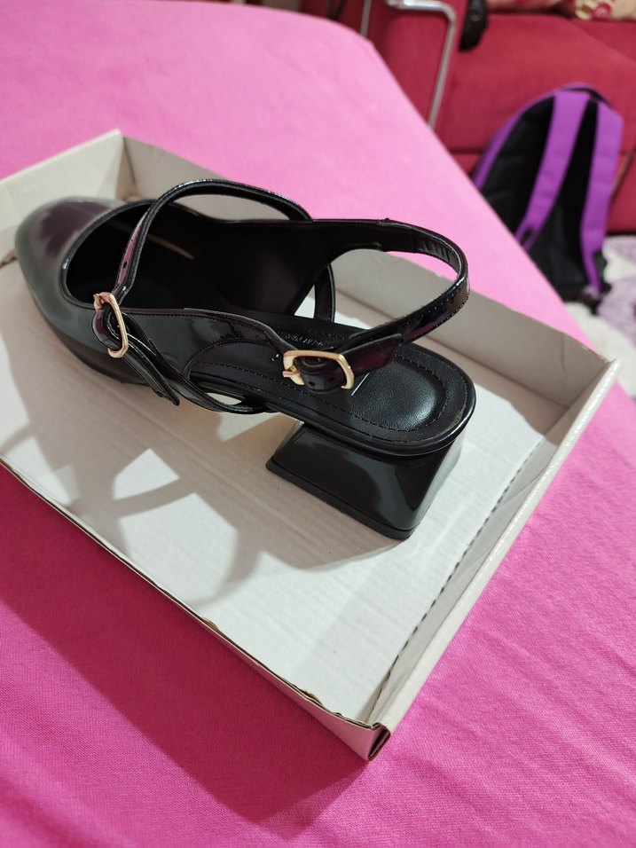 Tokalı Siyah Kadın Klasik Topuklu Ayakkabı - Görsel 4