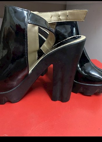 Siyah Gotik Platform Topuklu Ayakkabı - Görsel 2