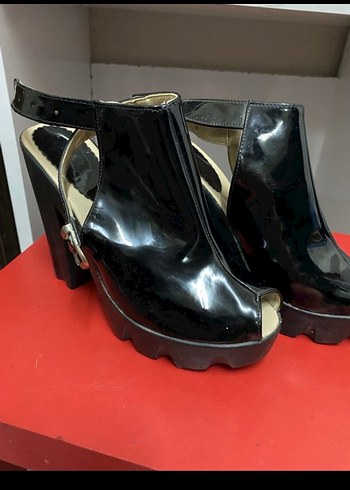 Siyah Gotik Platform Topuklu Ayakkabı - Görsel 3