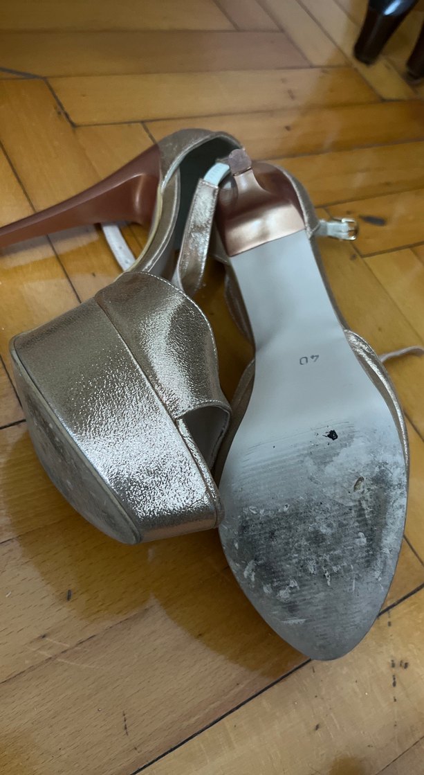 Altın Renkli Yılan Desenli Stiletto Topuklu Kadın Ayakkabı - Görsel 2