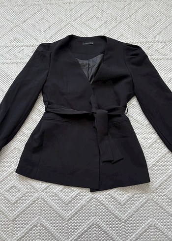 Siyah Kuşaklı Kadın Blazer Ceket