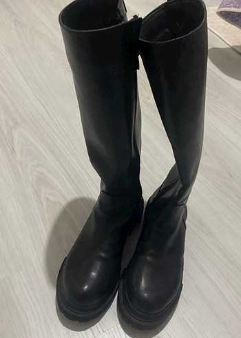 Derimod Siyah Tokalı Dizüstü Stiletto Çizme