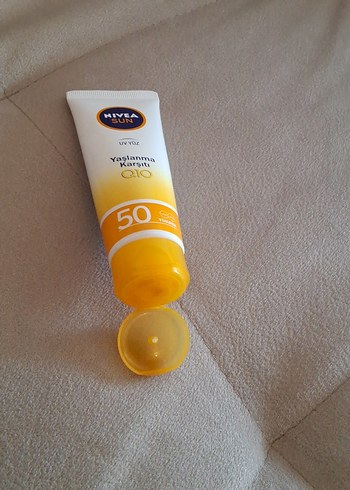 Nivea Sun Yaşlanma Karşıtı Q10 SPF 50 Yüz Kremi (kullanılmış) - Görsel 3