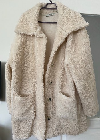 Bej Peluş Midi Kadın Kaban