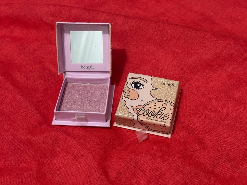 Benefit Pembe Parlak Allık - Görsel 2