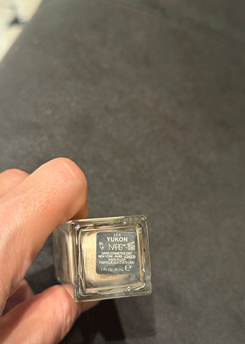 NARS Koyu Bej Fondöten - Görsel 3