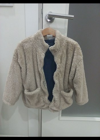 Gri Kürklü Kapüşonlu Erkek Çocuk Montu - Görsel 4