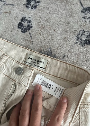 Düğmeli Bej Kadın Kot Pantolon - Görsel 3