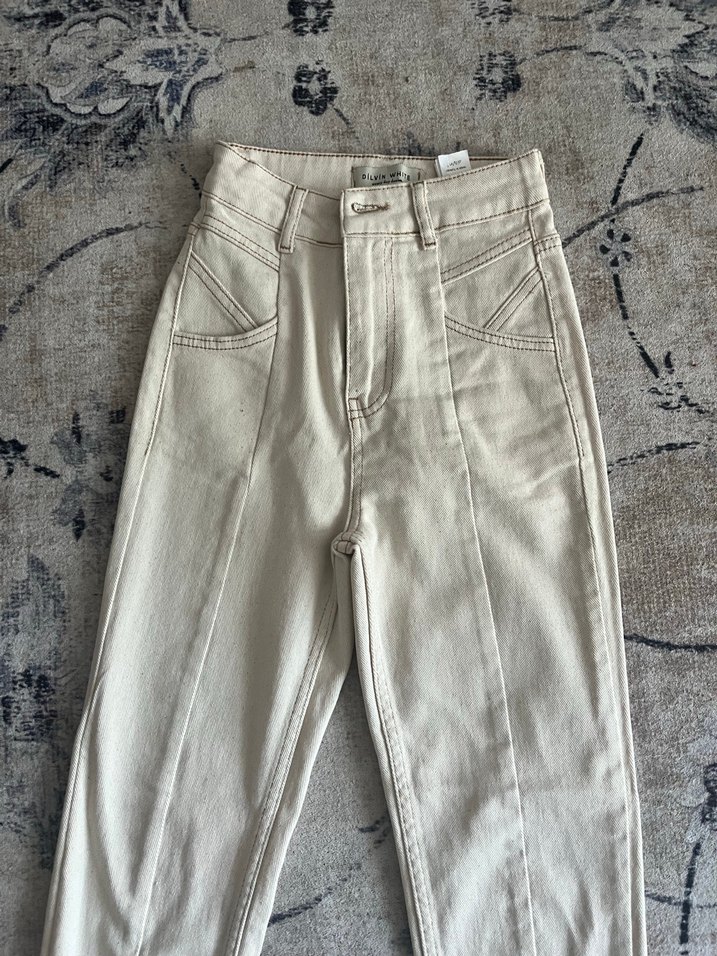 Düğmeli Bej Kadın Kot Pantolon - Görsel 4