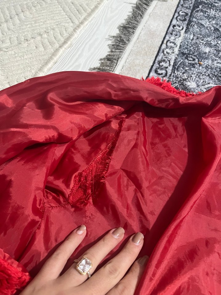 Kadın Kırmızı Suni Kürk Ceket - Görsel 2