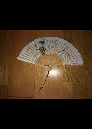 Beyaz Klasik Katlanabilir Yelpaze - Görsel 3