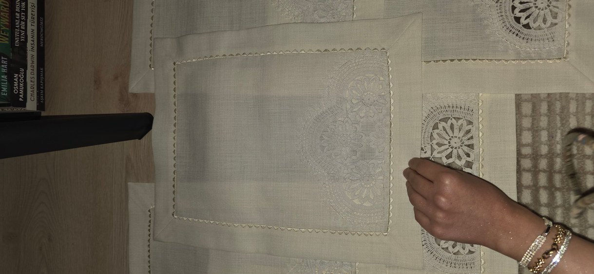 Nakışlı Beyaz Masa Örtüsü takımı - Görsel 5