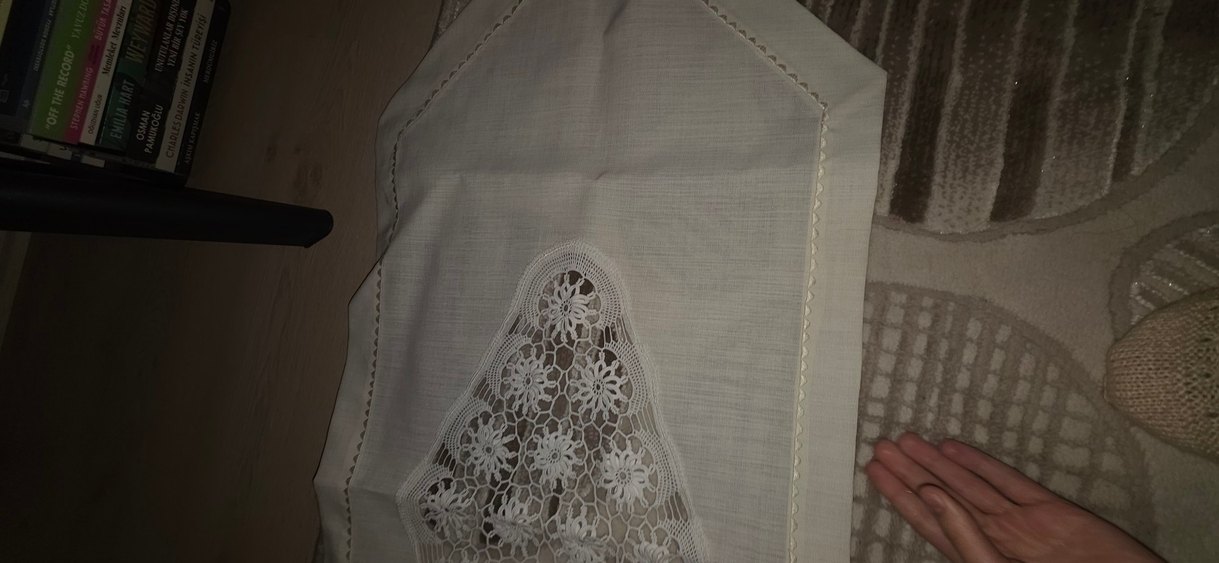 Dantel İşlemeli Beyaz Masa Örtüsü - Görsel 4