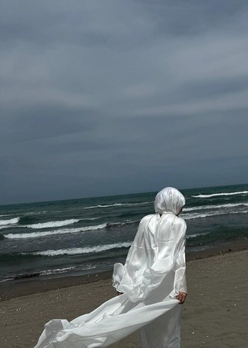 beyaz Uzun Kadın Elbise - Görsel 3