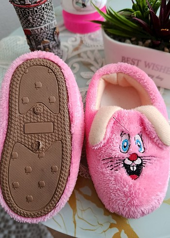 Pembe Nakışlı Kız Çocuk Sıcak Ev Terliği - Görsel 3