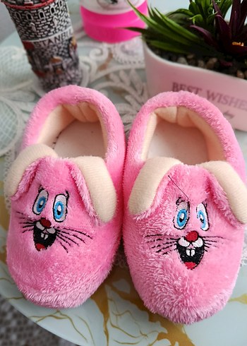 Pembe Nakışlı Kız Çocuk Sıcak Ev Terliği - Görsel 2