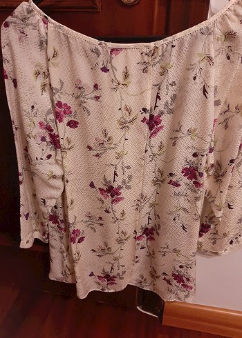 Ekru renk.Çiçek Desenli Bohem Kadın Bluz - Görsel 2