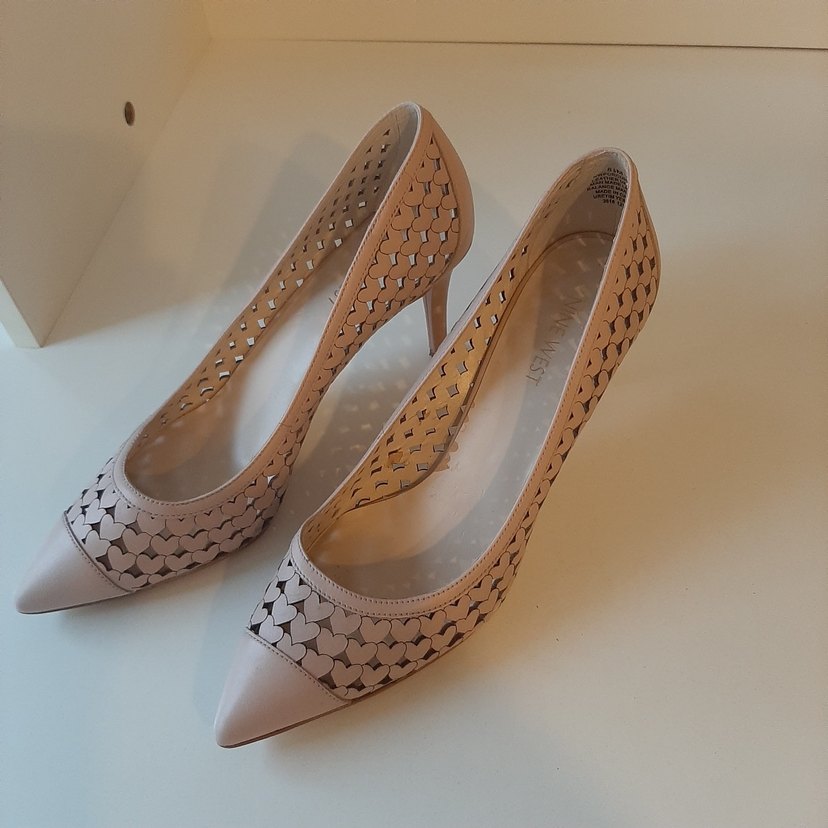 Bej Dantel Detaylı Stiletto Topuklu Kadın Ayakkabı - Görsel 2