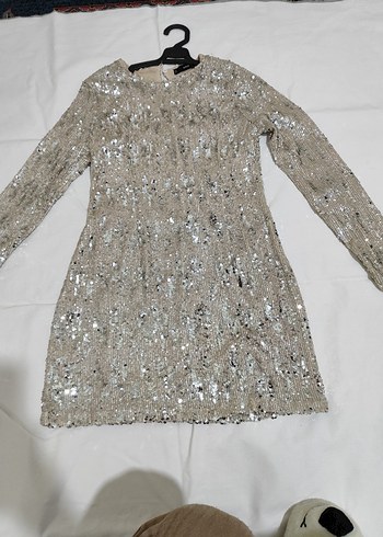 Payet İşlemeli Midi Bej Elbise - Görsel 2