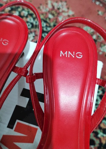 Kırmızı Parlak Stiletto Tokalı Kadın Sandalet - Görsel 6