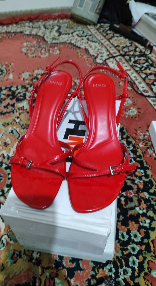 Kırmızı Parlak Stiletto Tokalı Kadın Sandalet - Görsel 5