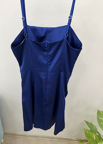 Parlak Lacivert Midi Askılı Elbise - Görsel 3