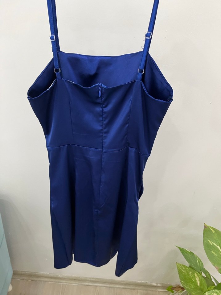 Parlak Lacivert Midi Askılı Elbise - Görsel 3