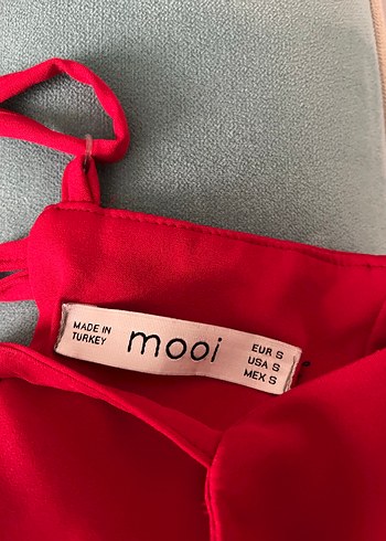 Kırmızı V Yaka Mini Yırtmaç Detaylı Elbise - Görsel 6