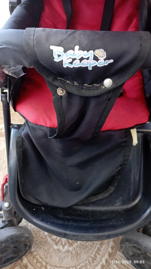 Kırmızı Bebek Arabası - Görsel 3