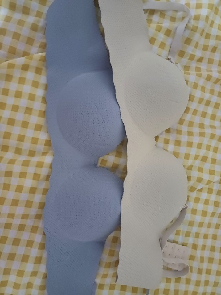 Minimalist beyaz ve pastel sütyenler - Görsel 2