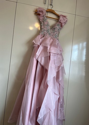 s Beden pembe Renk Pembe Uzun V Yakalı Nakışlı Abiye Elbise