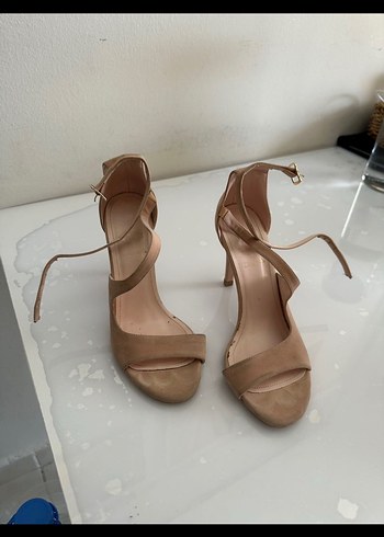 Desa Bej Süet Stiletto Topuklu Kadın Ayakkabı Desa