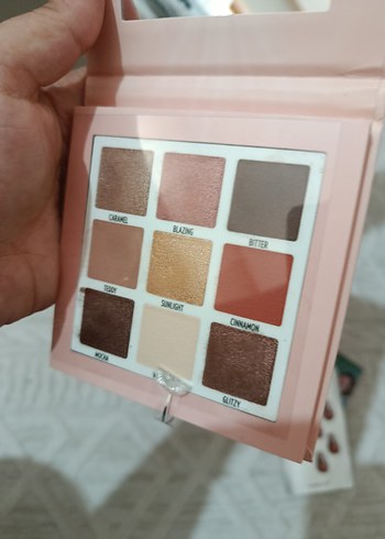 Golden Rose Pastel Pembe Makyaj Paleti, Maskara Seti ve eyeliner seti