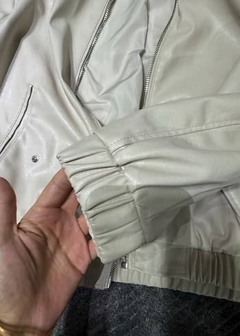 m Beden ten rengi Renk Bej Kadın Deri Ceket, Fermuarlı, Gevşek Kesim