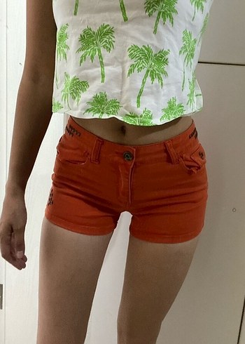 Guess Turuncu Mini Kadın Şort