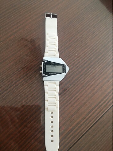 Beden Nike saat