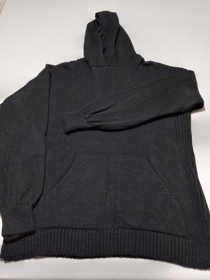 Kadın Siyah Kapşonlu Triko Kazak - Görsel 3