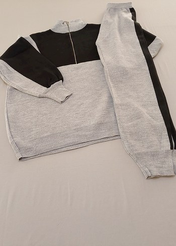 Gri Fermuarlı Kadın Eşofman Takımı - Görsel 2
