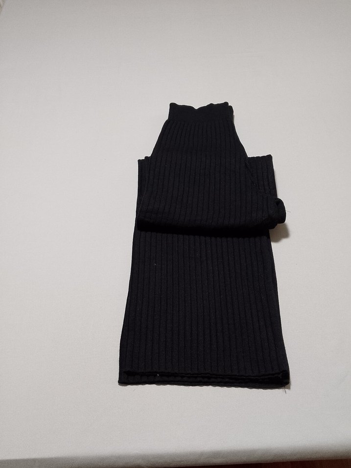 Kadın Siyah Piliseli Rahat Kumaş Pantolon - Görsel 3