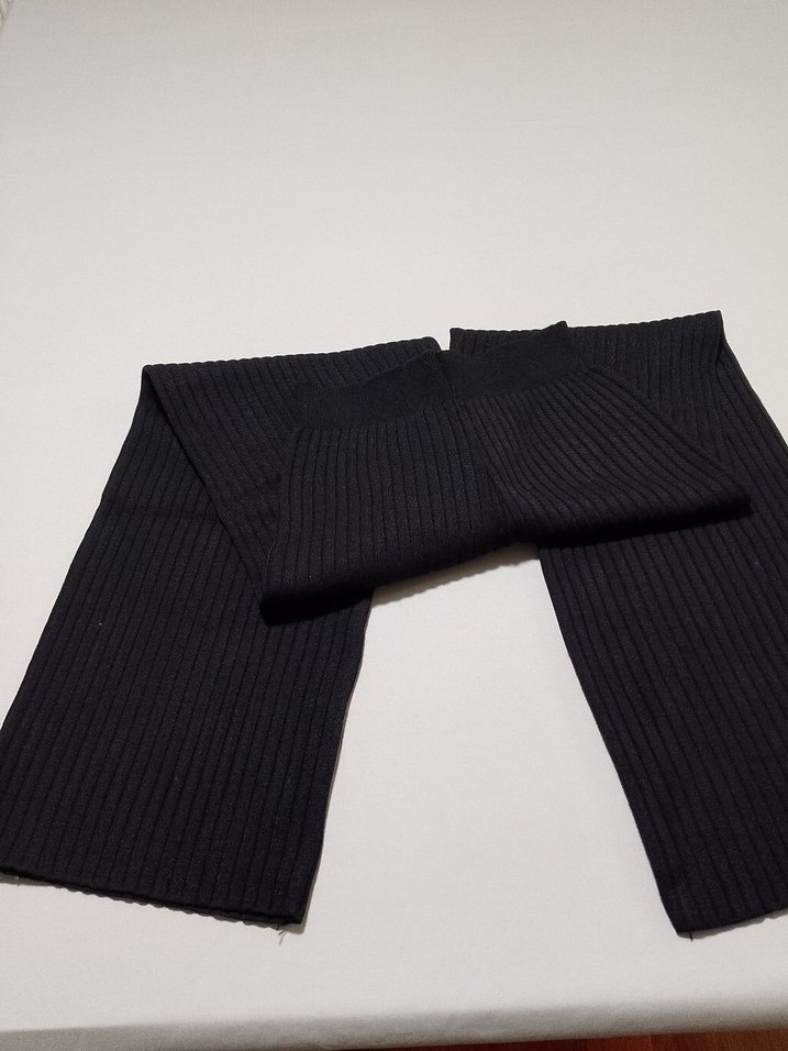 Kadın Siyah Piliseli Rahat Kumaş Pantolon - Görsel 5