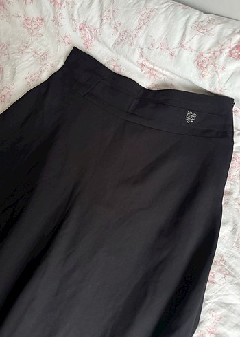 Siyah Kadın Etek - Görsel 4