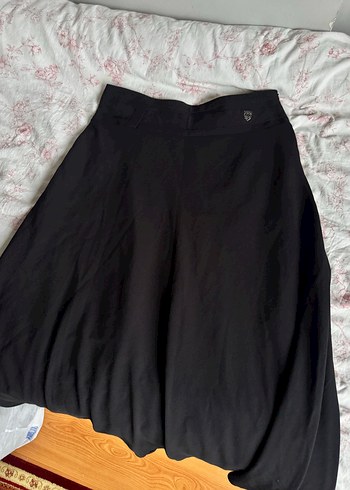 Siyah Kadın Etek - Görsel 2