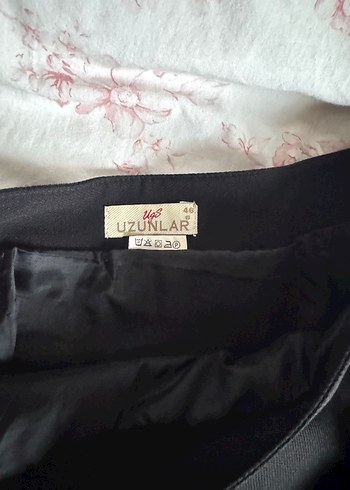 Siyah Kadın Etek - Görsel 3